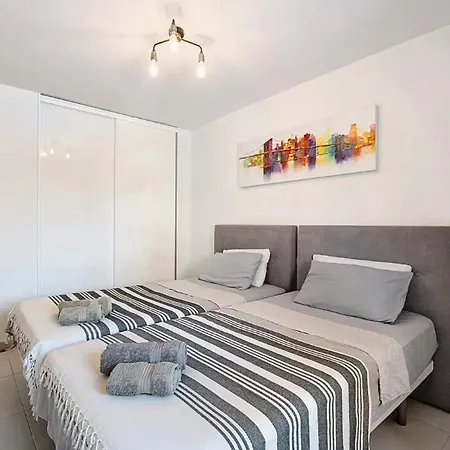 Apartmán Luxury & Comfort En Torre Del Sol, Playa De Americas
