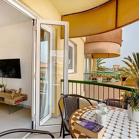 Luxury & Comfort En Torre Del Sol, Playa De Americas Apartment *
